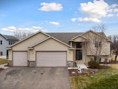 1040 Preserve Blvd, Nya, MN, 55397