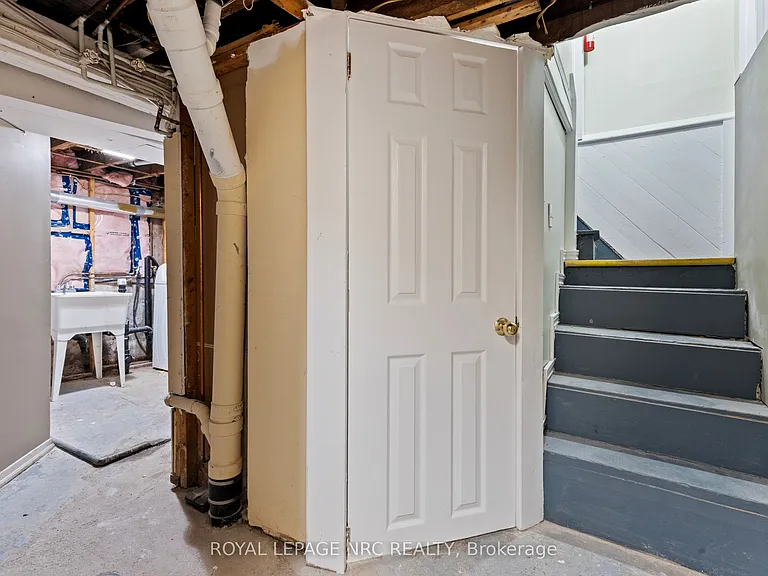 22 Denistoun St — Photo 34