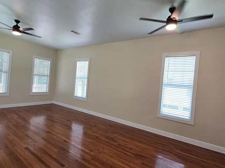 1818 Elvin Dr #B — Photo 3