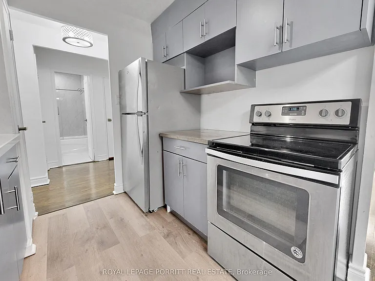 4 Superior Ave #5 — Photo 10