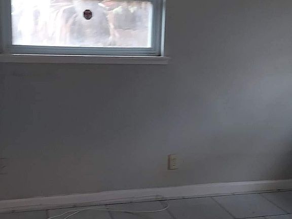 3rd image of 6112 Warwick Ct