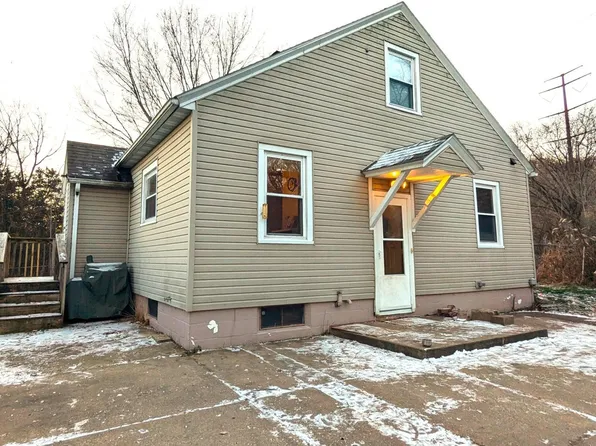 S3569 County Road P, Fountain City, WI 54629