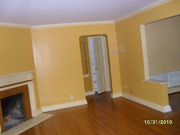 2nd image of 593 Remmert Pl
