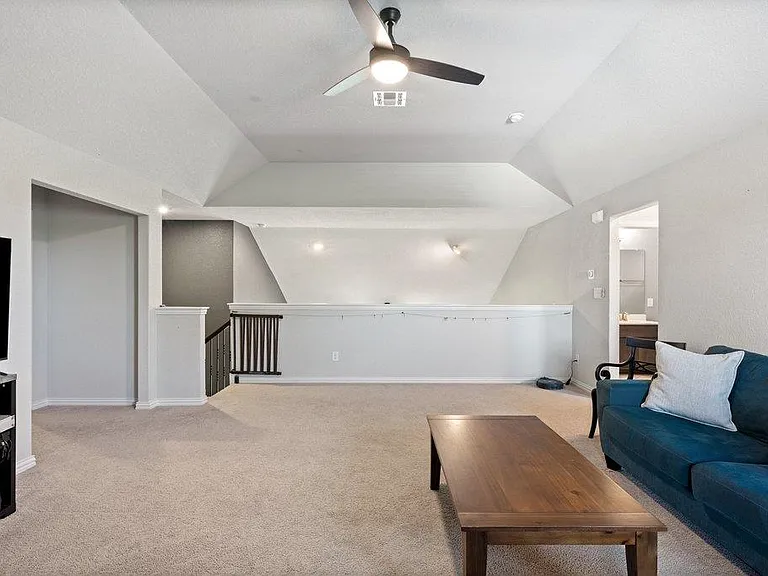 3307 Columbus Way — Photo 24