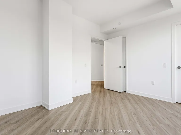 7439 Kingston Rd #504 — Photo 7