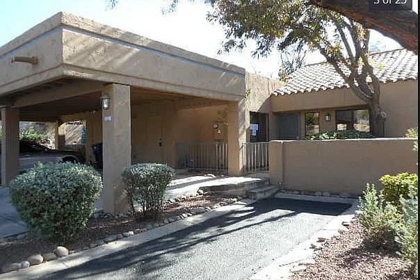 Front of the town home.