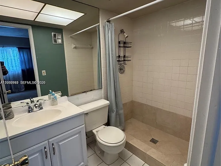 100 SE 6th Ave #207 — Photo 7