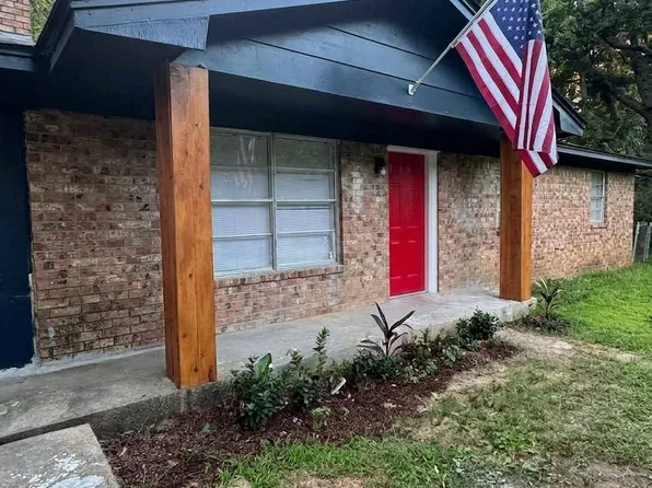 501 N East St, Hugo, OK 74743