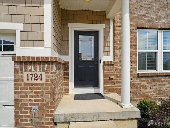 5th image of 1724 Holly Brook Ct