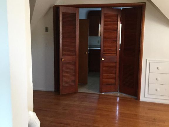 5th image of 912 Garfield Ave Floor 2