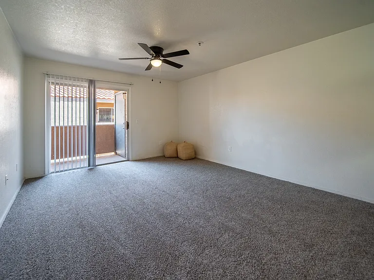 Kachina Springs Apartments — Photo 13