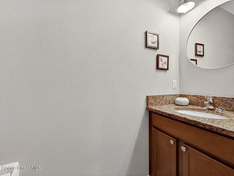2515 Revolution St #103 — Photo 21