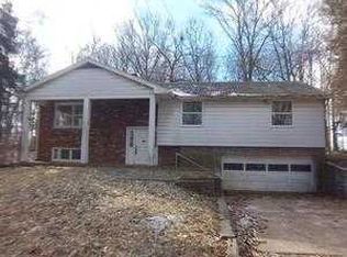 8025 Hinkle Rd, Middletown, OH 45042