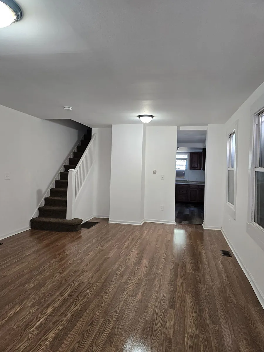 Building Photo - 4816 Darrah St