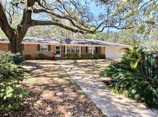 9211 Bay View Dr, Lillian, AL 36549