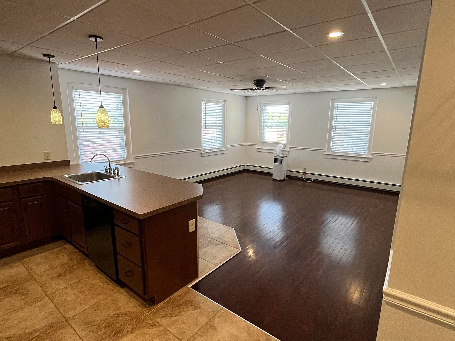 1 bed, 850 sqft, $1,625 — Photo 2