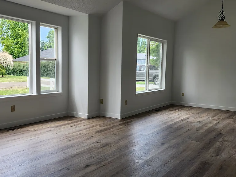 405 Cindy Ln — Photo 14