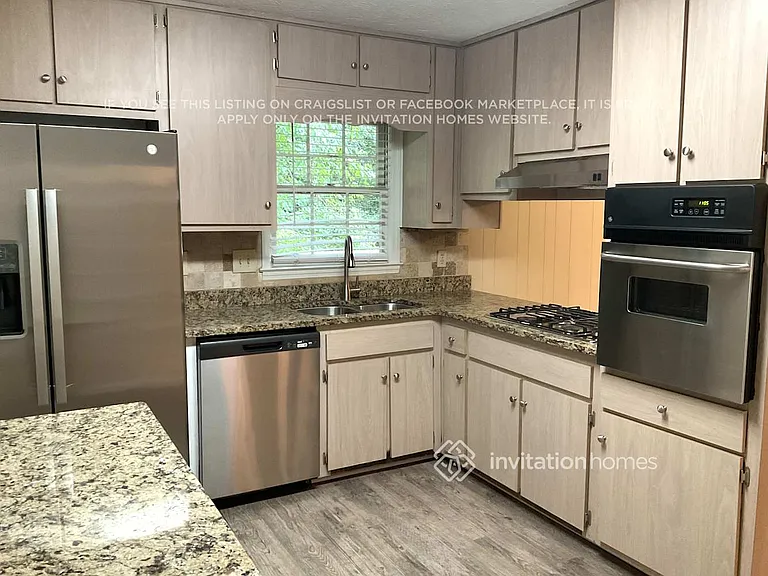 3541 Ridge View Ct NE — Photo 8