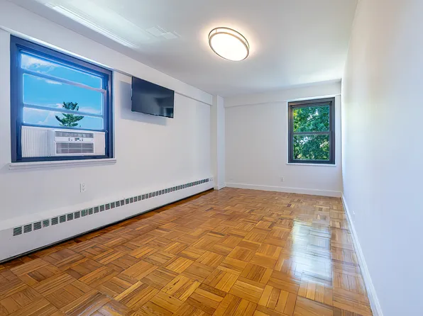 3850 Sedgwick Avenue image 13 of 23