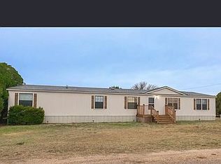 10493 Raccoon Rd, San Angelo, TX 76901