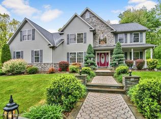 207 Honesdale Rd, Simpson, PA 18407