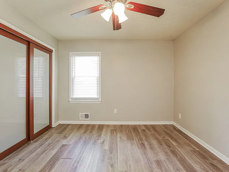4839 W Lake Way — Photo 8