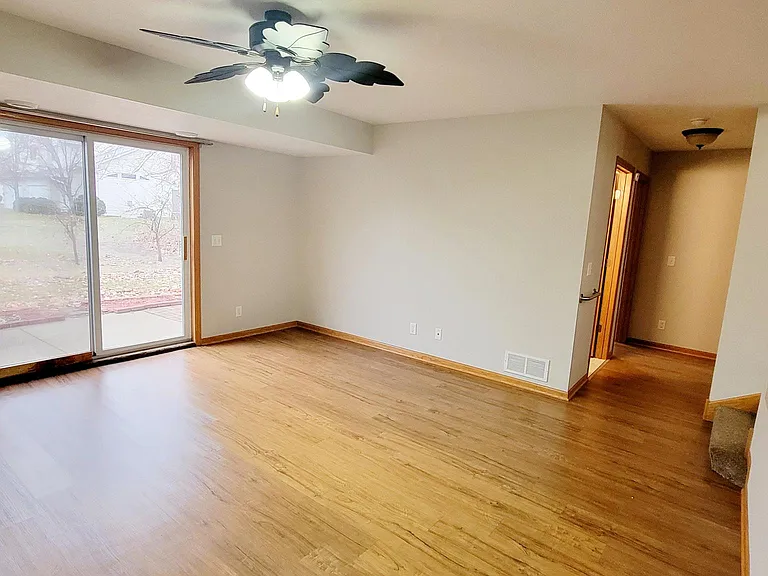 2458 Downing Ave — Photo 5