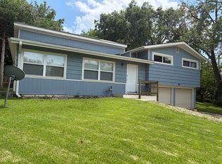 6831 NW State Highway 9, Kansas City, MO 64152