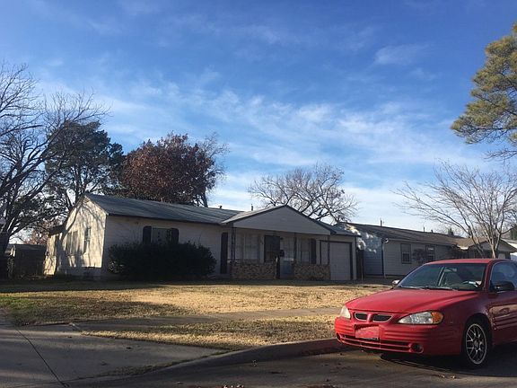 3rd image of 12715 Harrisburg Cir