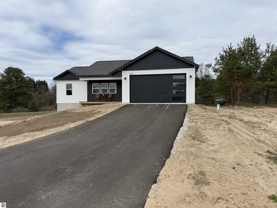 9872 Cushman Ct, Williamsburg, MI, 49690