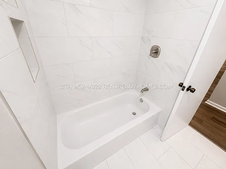 903 Progreso Dr — Photo 8