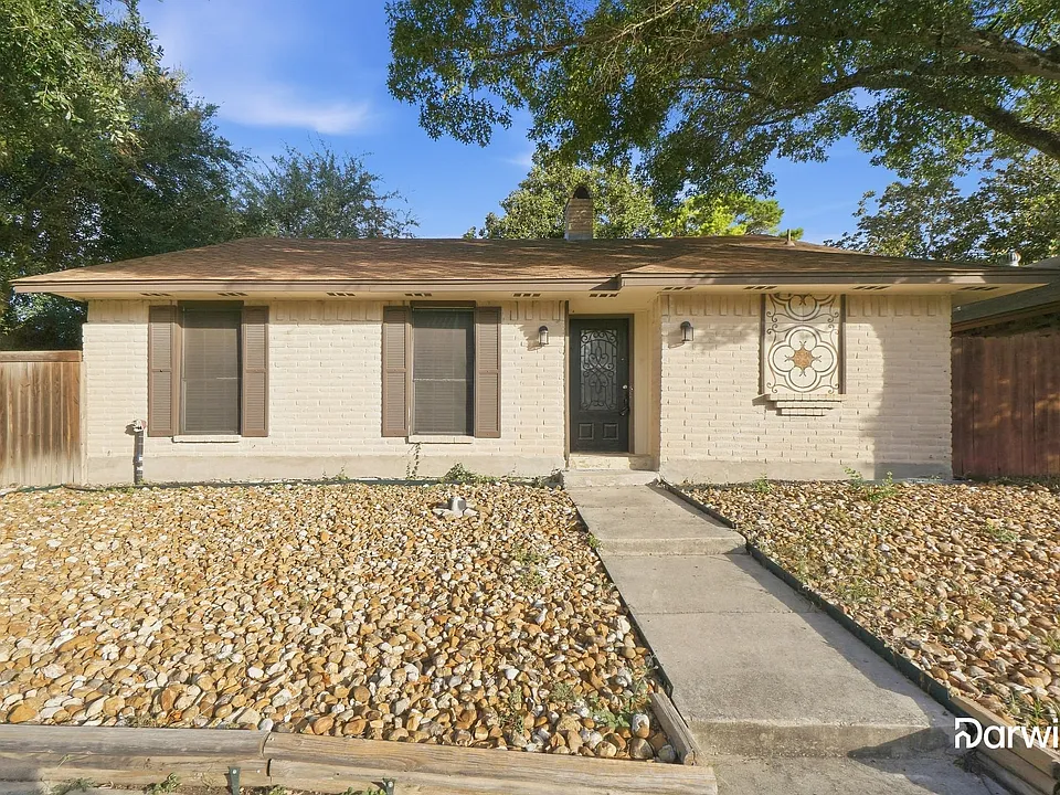 656 Fern Meadow Dr