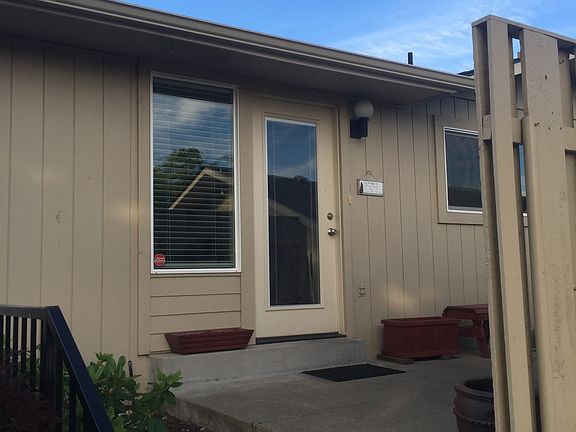 2nd image of 3006 Redwood Way #24