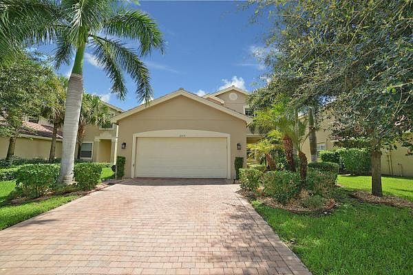 Home For Sale In Greystone