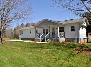 126 Rolands Chapel Rd, Nebo, NC 28761