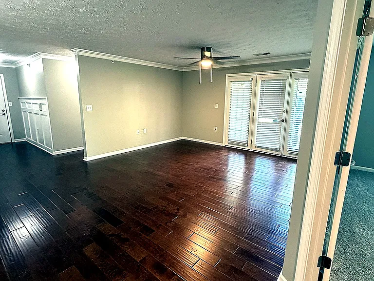 6501 Matalin Pl #104 — Photo 8