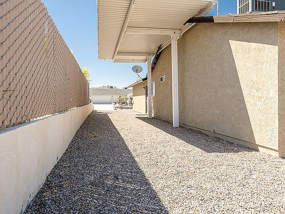 Extra Covered Parking