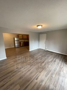 13 Tiffany Rd APT 5, Salem, NH, 03079