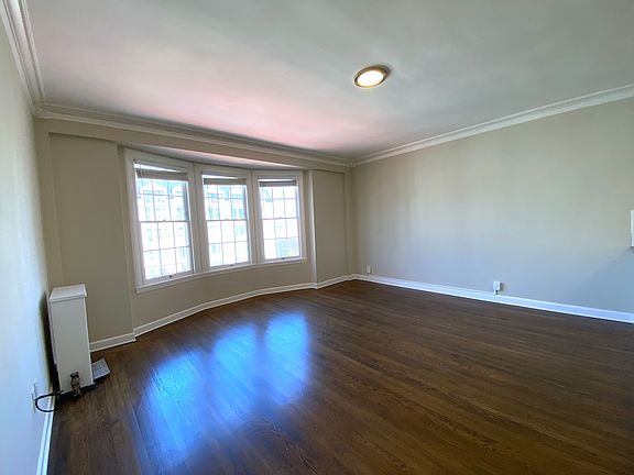 5th image of 1725 Van Ness Ave APT 501