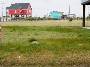 986 Mary Ann, Crystal Beach, TX 77650
