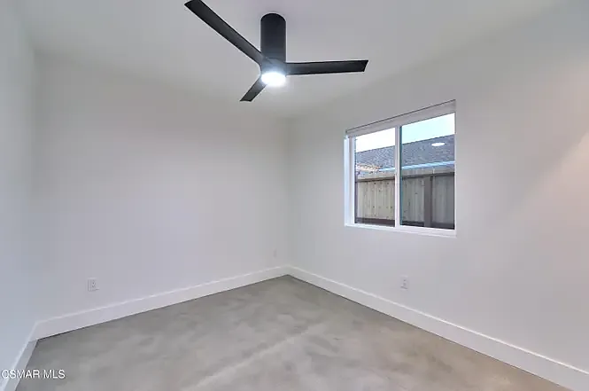 219 Sandberg St #B — Photo 10