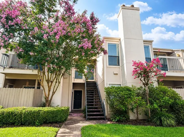 7900 N Stadium Dr APT 8, Houston, TX 77030