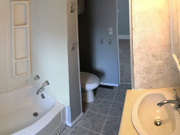 108 W Pine St — Photo 10