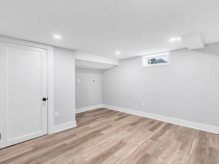 116 Morse St — Photo 10