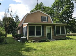 55 Lane 100b Long Lk, Fremont, IN 46737