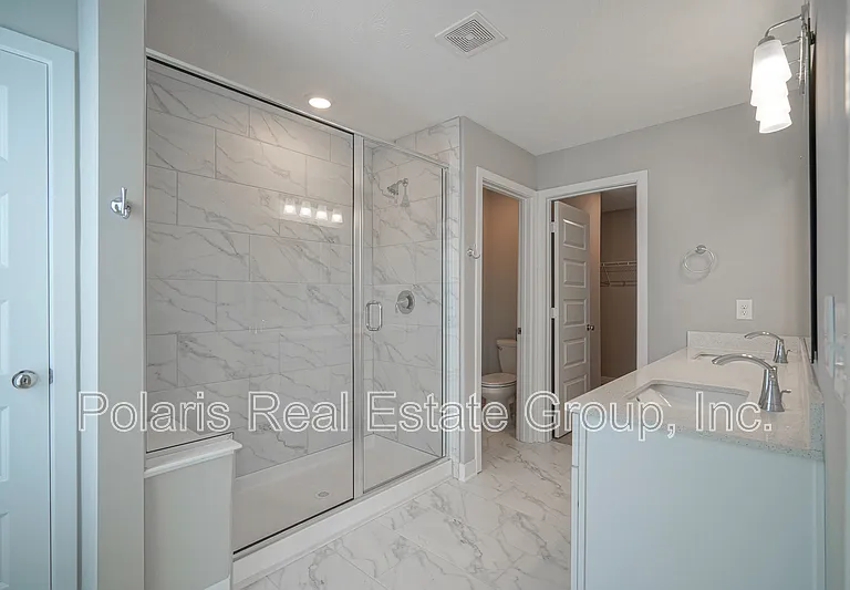 673 Golborne St — Photo 25