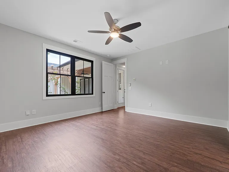 135 Harmony Bay Dr — Photo 21