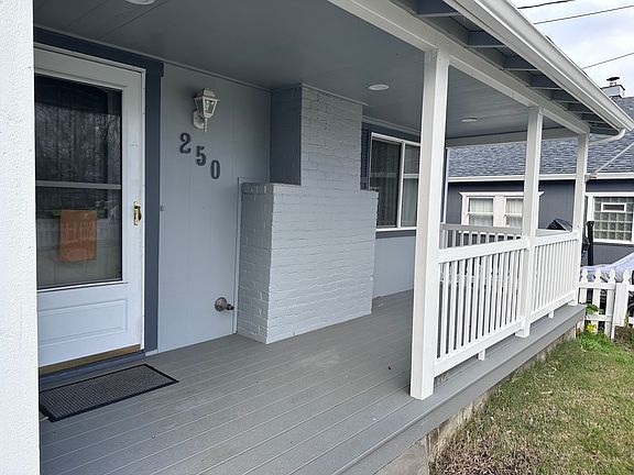 4th image of 250 Hillcrest Dr