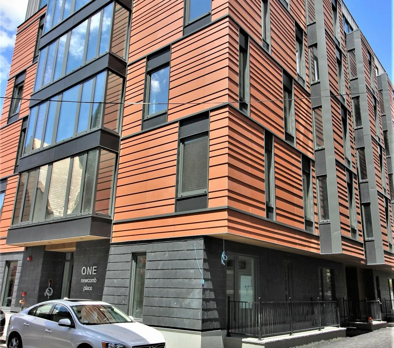 2 bed, 934 sqft, $3,200 — Photo 4