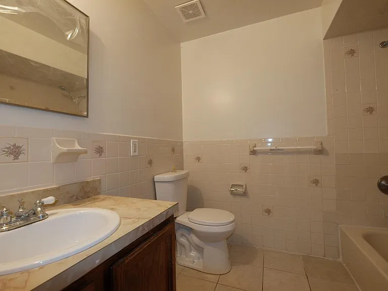 1137 Dill Ave #2 — Photo 7